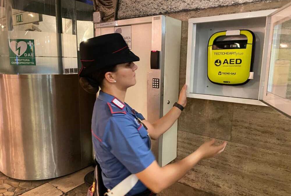 Quel ladro di defibrillatori nella metro C
