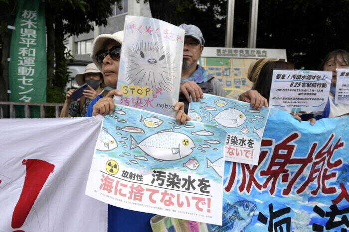 L’acqua contaminata di Fukushima sarà riversata in mare, la decisione del premier giapponese