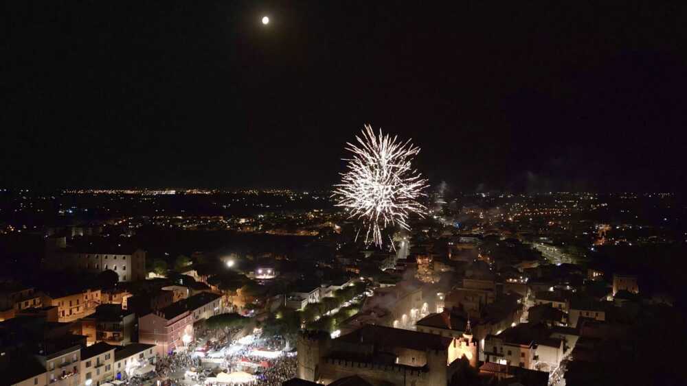 Fuochi d’artificio sagra Fuochi d'artificio sagra