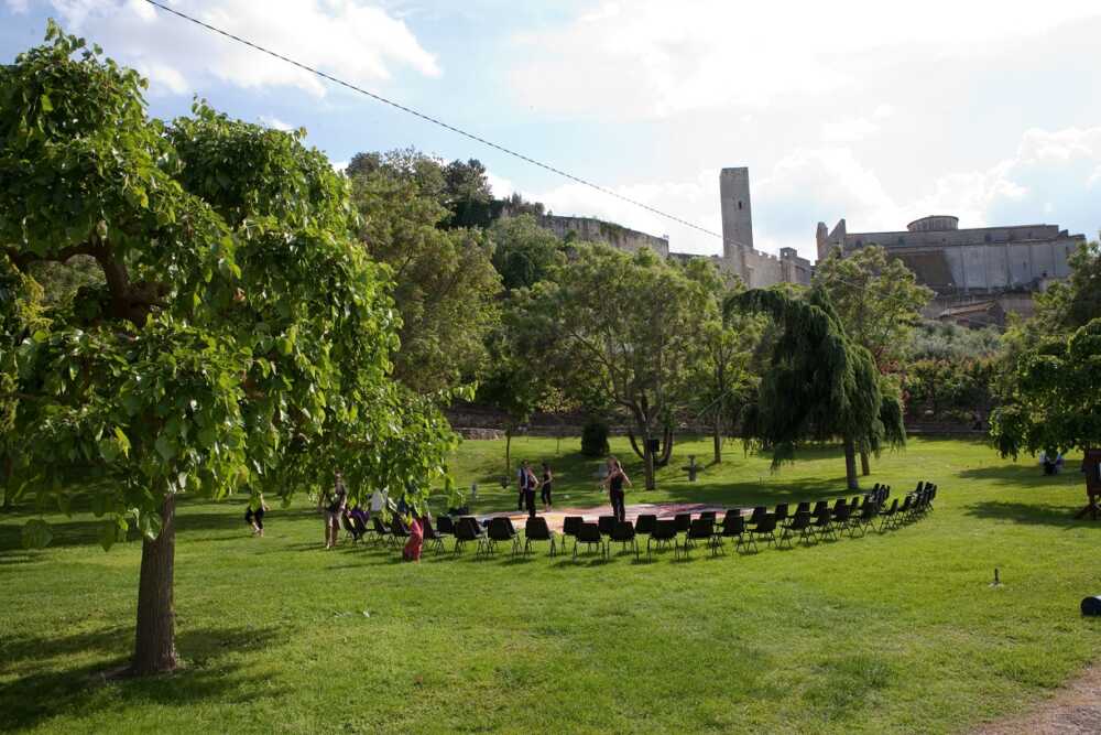 Parco “Felice De Santis” (1) Parco “Felice De Santis” Tarquinia