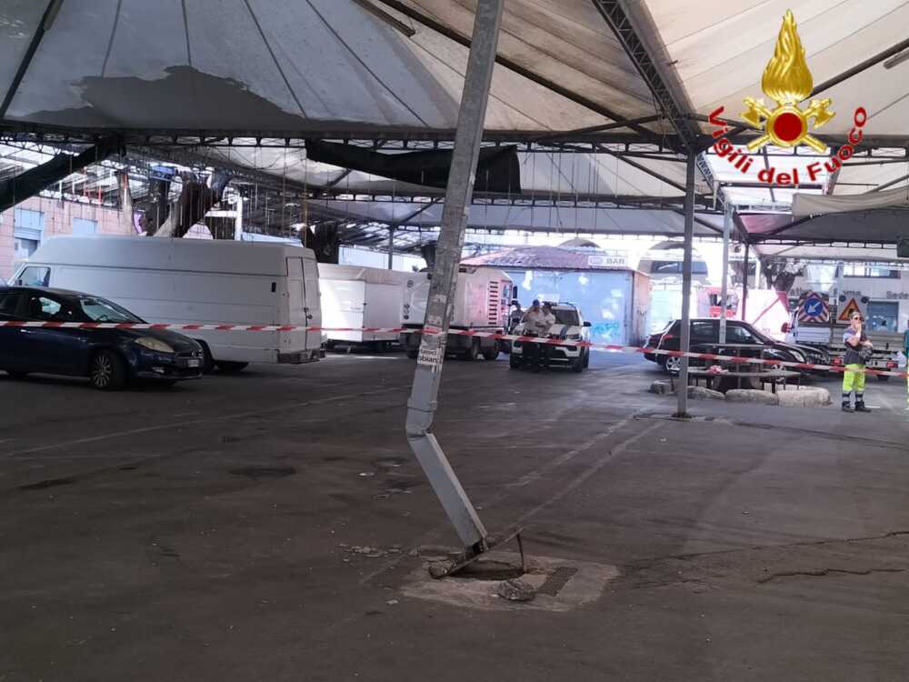 copertura mercato civitavecchia vvf vigili fuoco pompieri civitavecchia 2