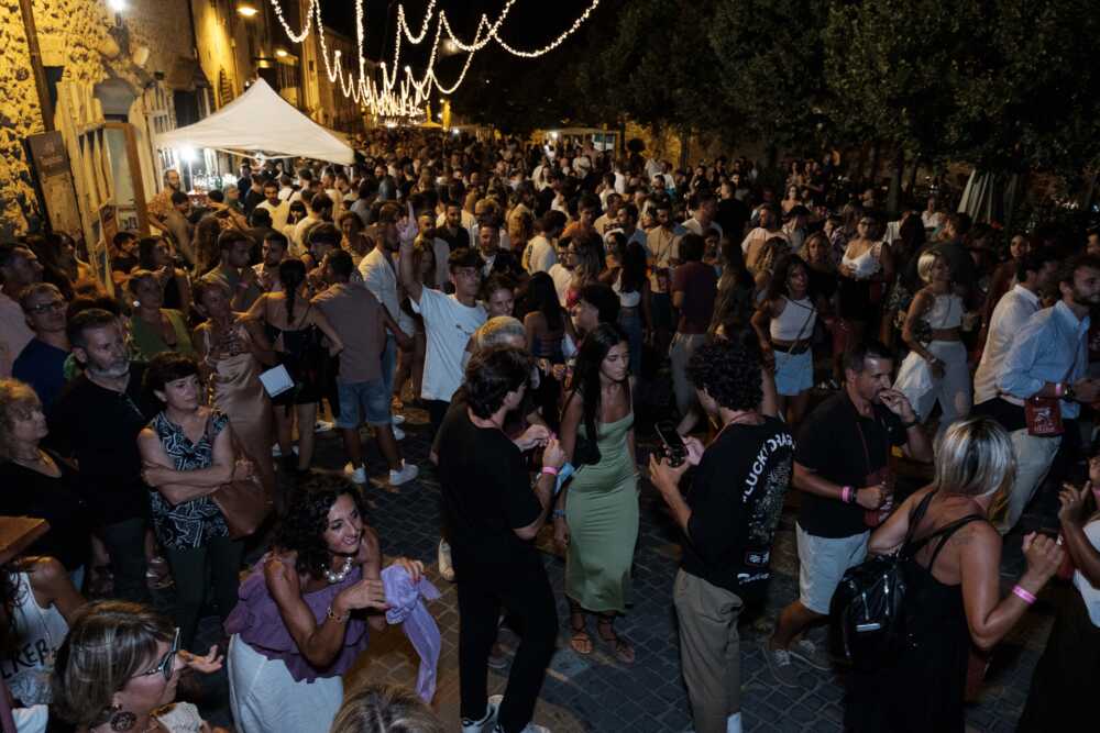 DiVino Etrusco, a Tarquinia al via il secondo week end tra buon bere, mangiare, arte e spettacolo