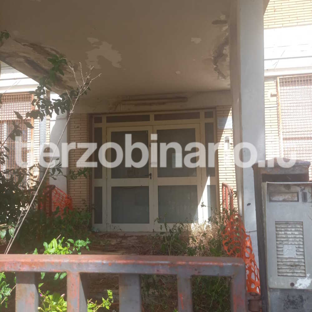 ex telecom palazzina via ancona ladispoli (22) ex telecom palazzina via ancona ladispoli (11)