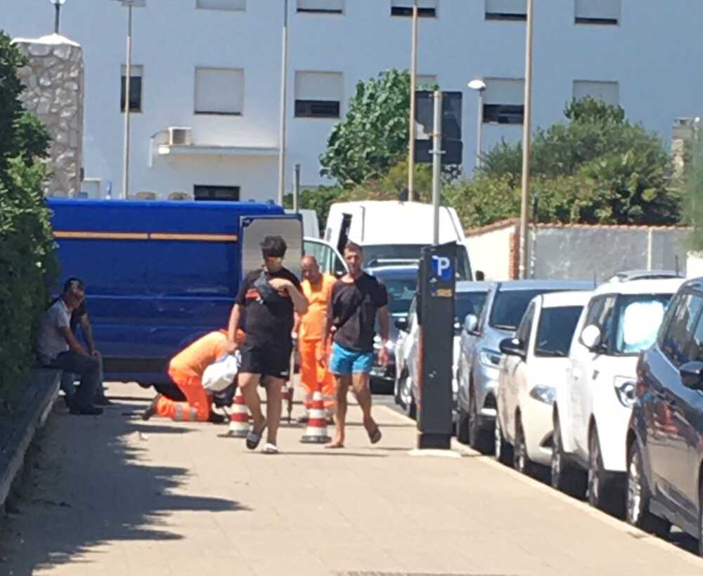 liquami mare santa severa 3