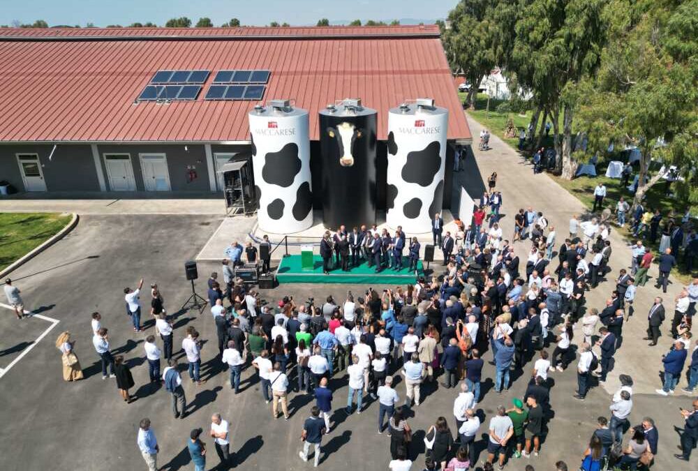 La nuova sala mungitura della Maccarese spa vista dal drone di Nicola Russo in arte Maverick Filmaker