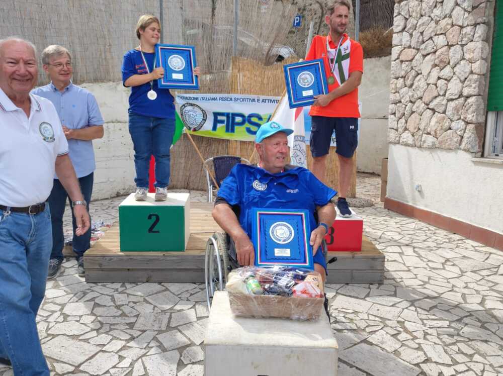 Luigi Perla della Canna da Riva Tubertini Civitavecchia pesca sportiva disabili Luigi Perla della Canna da Riva Tubertini Civitavecchia