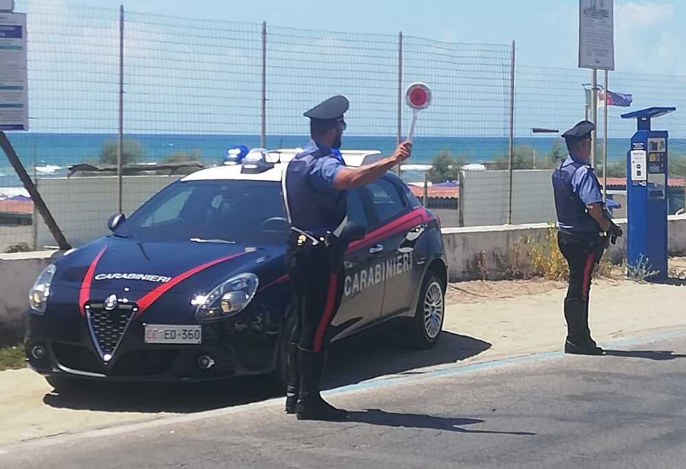 POMEZIA - L'intervento dei Carabinieri