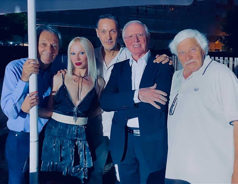Roberto Girometti, Valentina Tafaj; Gianluca Magni; Roberto Chevalier; Tony Scarf
