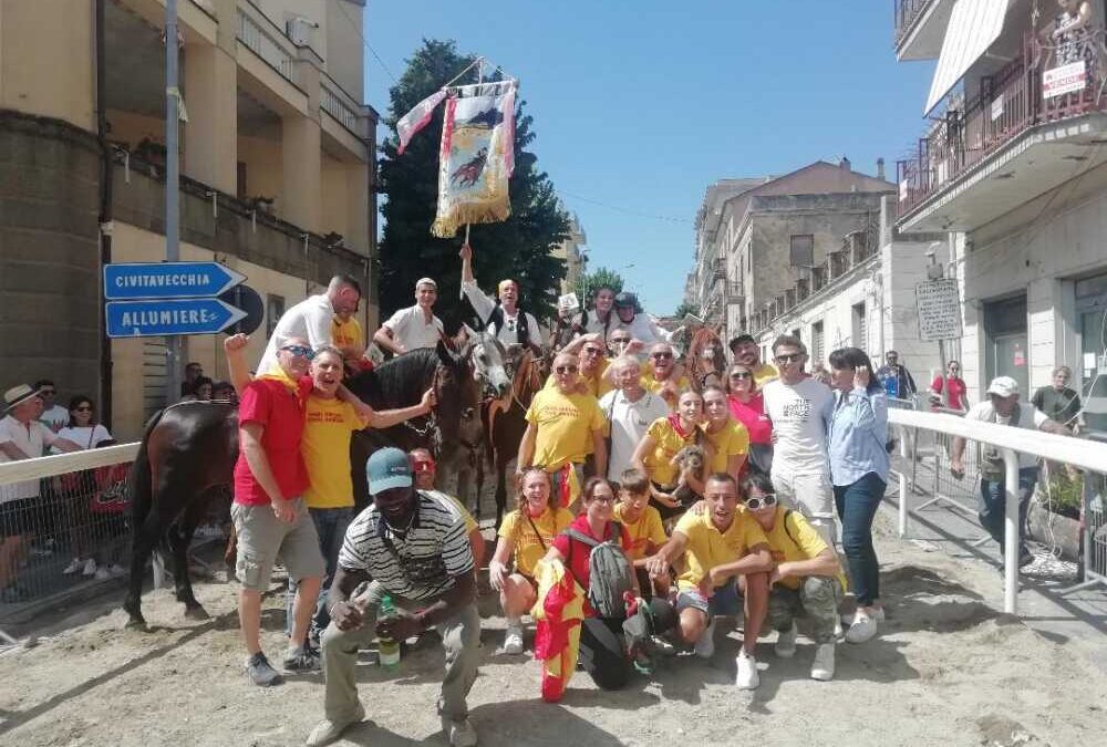 Sfida tra i rioni di Tolfa, la Sughera s’aggiudica il V Drappo degli Anelli