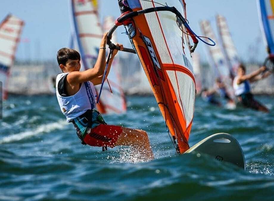 Windsurf, Lni Civitavecchia sul podio dei Campionati giovanili di Ravenna