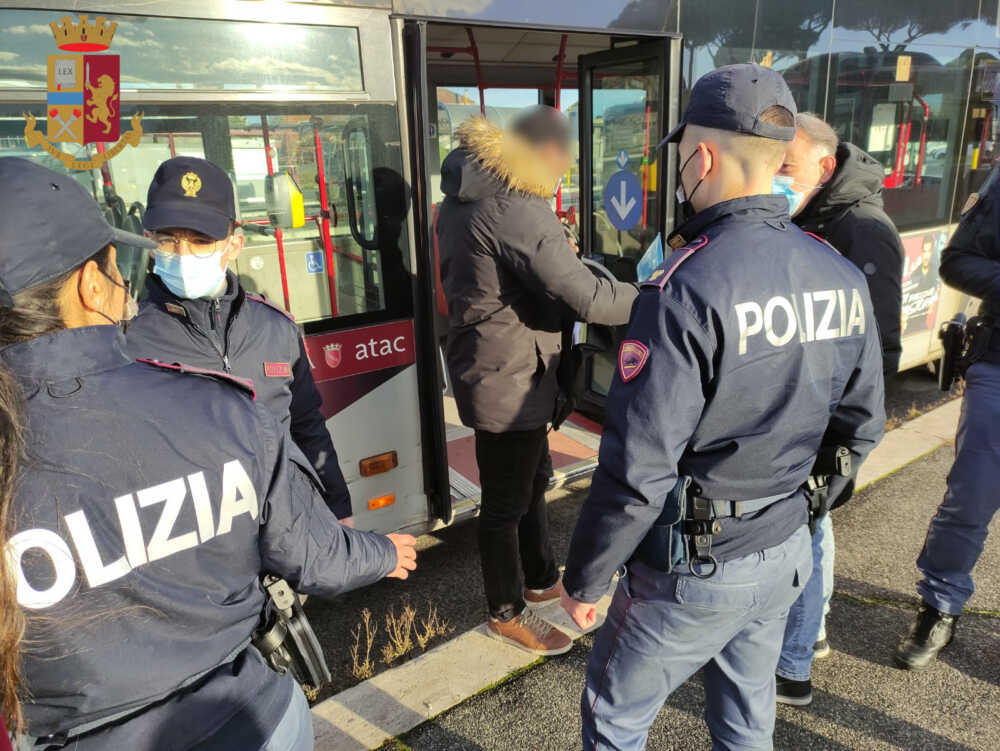 polizia-bus-atac