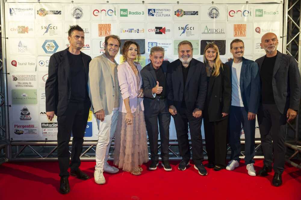 Massimiliano Leone Pino Quartullo Marina Suma Antonio Flamini Piero Pacchiarotti Jenny De Nucci Riccardo Maria Manera Massimo Cappelli