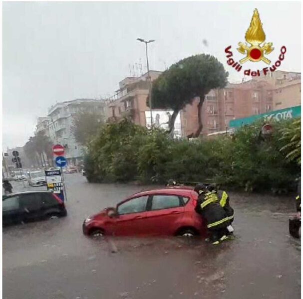 allagamenti ostia vvf vigili fuoco pompieri (2)