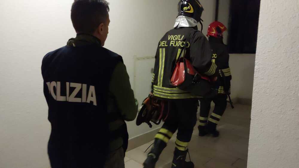 polizia vvf vigili fuoco pompieri 1 polizia vvf vigili fuoco pompieri 2