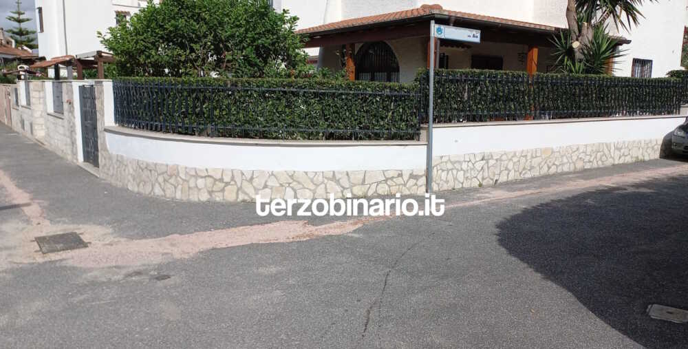 via aia cerenova scavi fibra ottica 22