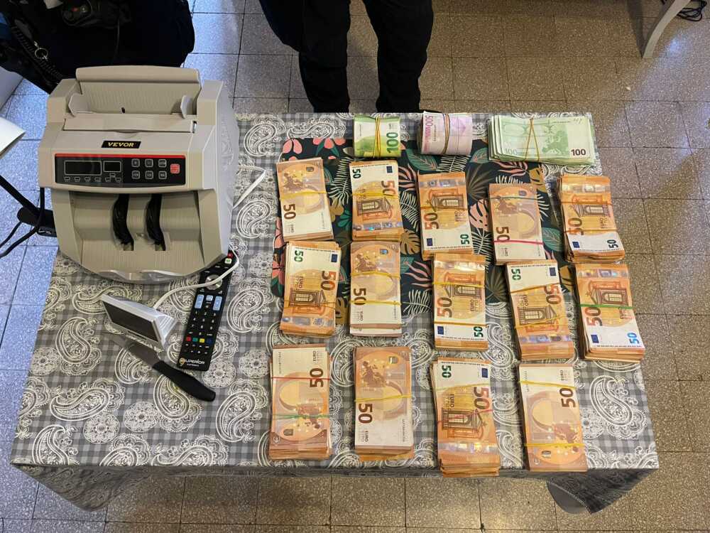 Denaro sequestrato Polizia Locale Denaro sequestrato Polizia Locale