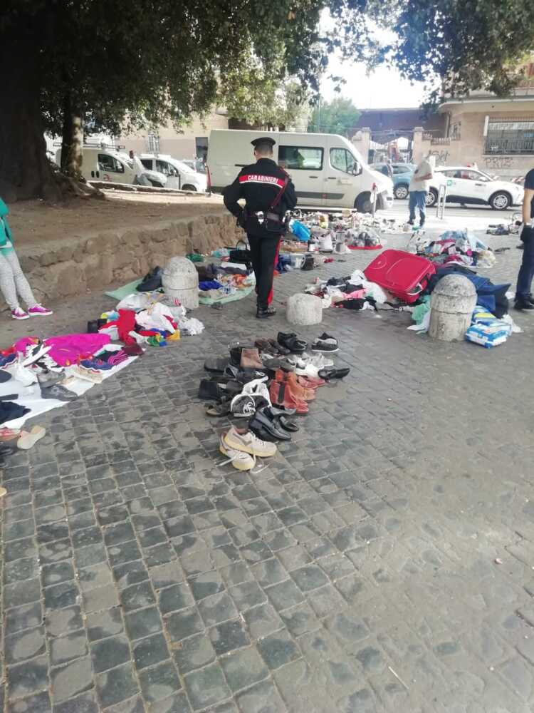 EUR – I Controlli dei Carabinieri per prevenire degrado e abusivisimo (6) EUR - I Controlli dei Carabinieri per prevenire degrado e abusivisimo (6)