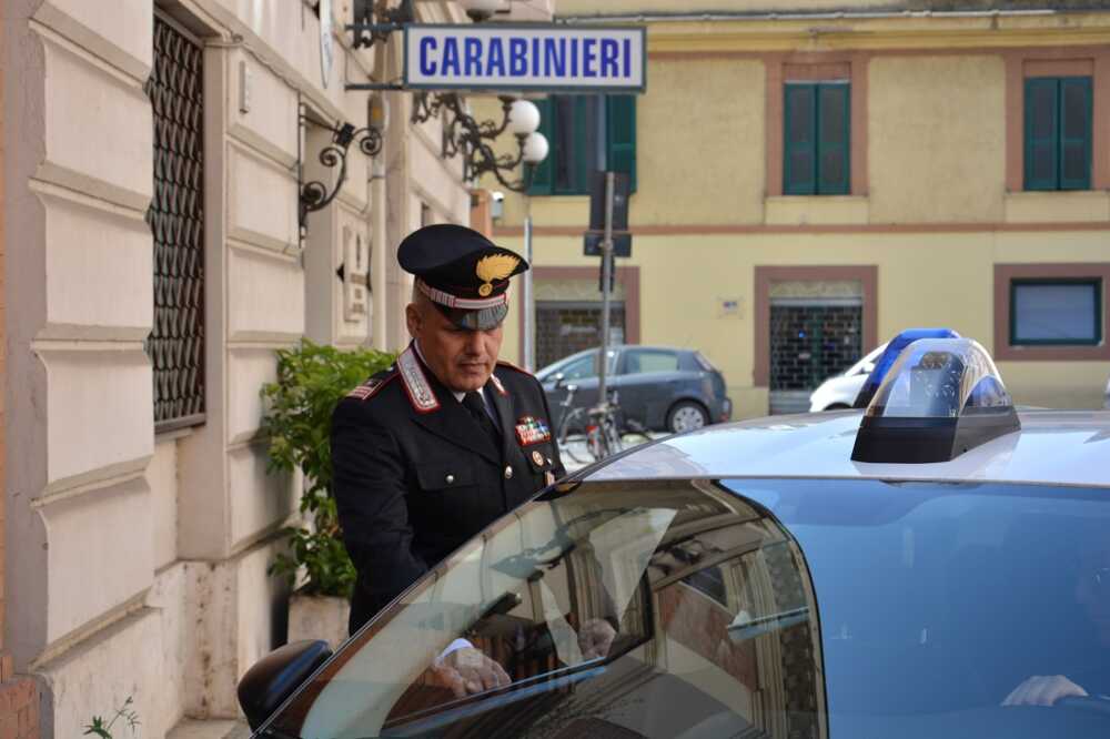 I Carabinieri di Porta Portese nel corso dei controlli (3)