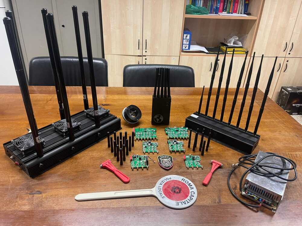 Polizia Locale blitz casa