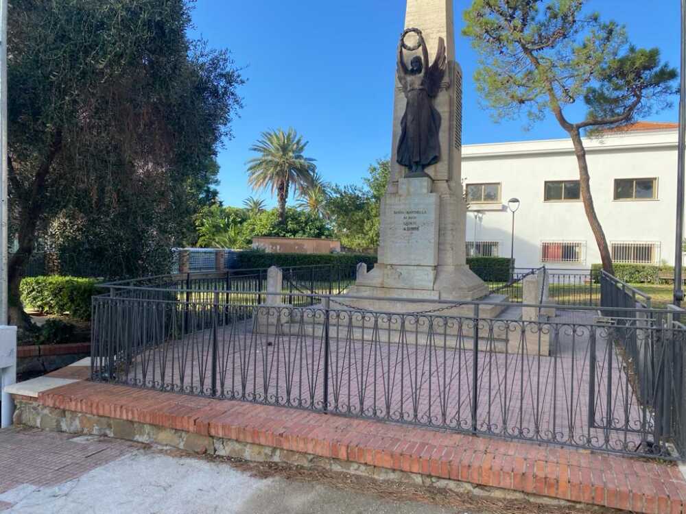 monumento piazza unità italia santa marinella monumento piazza unità italia santa marinella