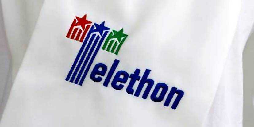 sciarpa_telethon_2015