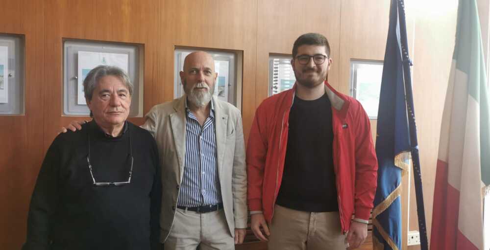 tedesco incontra giovanissimo studente marinaio tedesco incontra giovanissimo studente marinaio