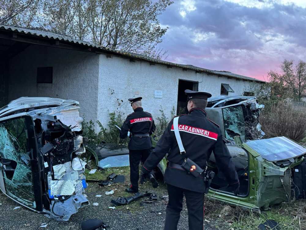 TIVOLI – Riciclaggio auto rubate (1) TIVOLI - Riciclaggio auto rubate (1)