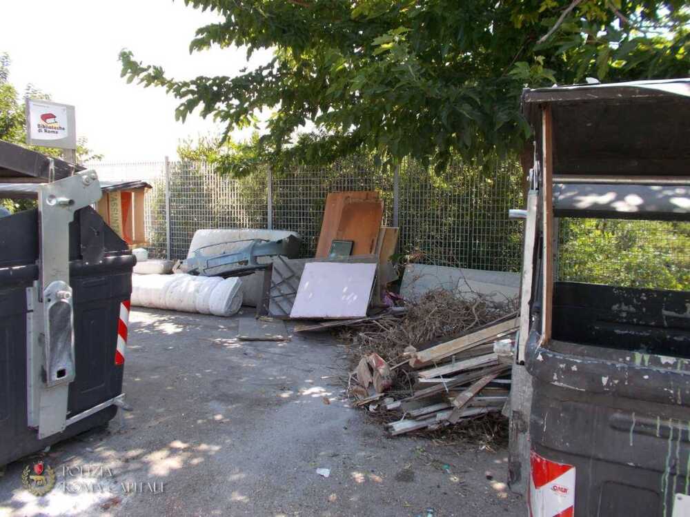 abbandono rifiuti roma capitale
