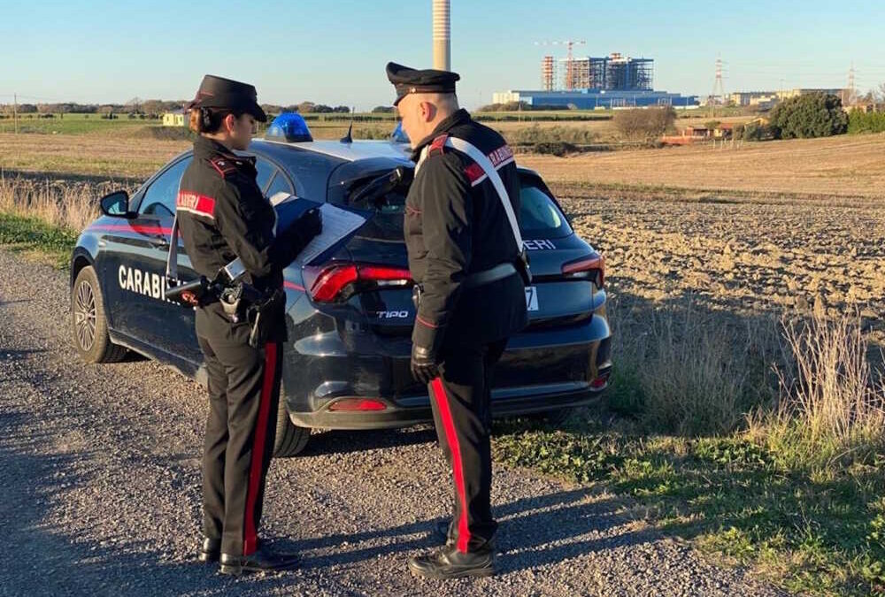 Guida un’auto senza patente e senza assicurazione: 24enne fermato dai Carabinieri di Montalto