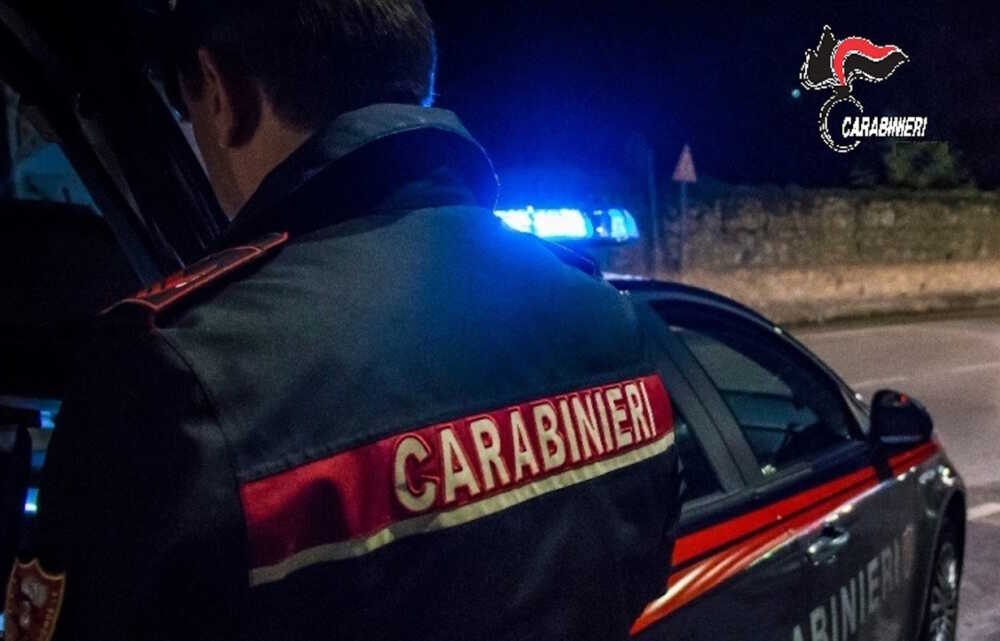 carabinieri-auto-notte carabinieri-auto-notte