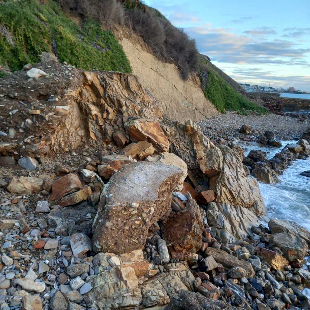 crollo torretta lungomare civitavecchia (4)