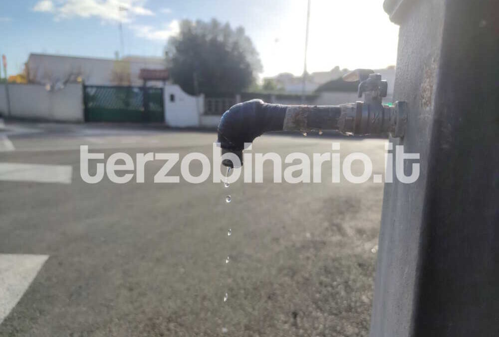 Niente acqua a Furbara, un residente: “Da tre mesi si fanno scorte idriche alle fontanelle pubbliche”