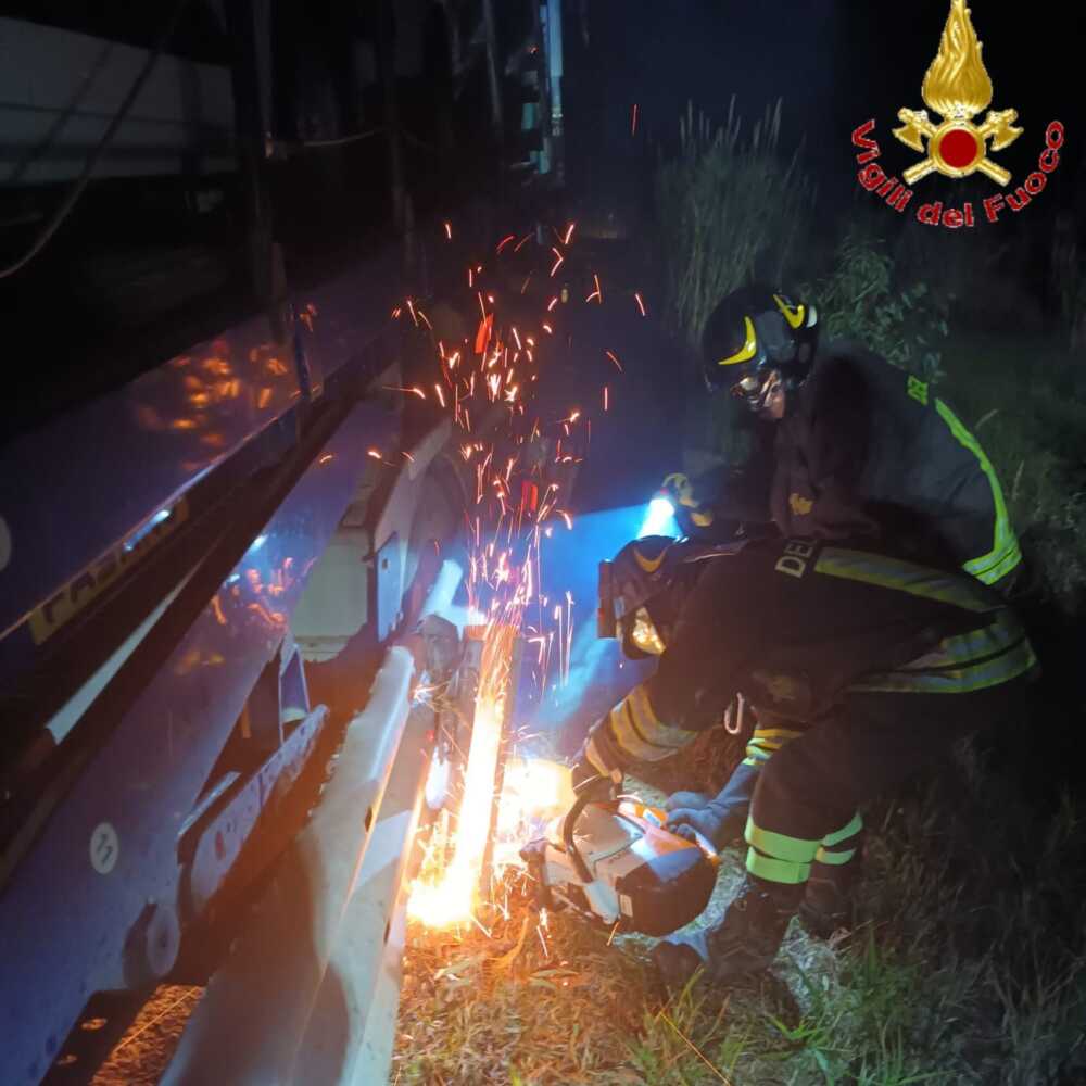 incidente a12 bisarca vvf vigili fuoco pompieri 2