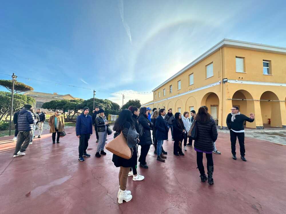 presidente di Spazio Eira Viviana Astuti ’assessore ai servizi sociali Deborah Zacchei Villaggio del Fanciullo giardino opportunità (1)