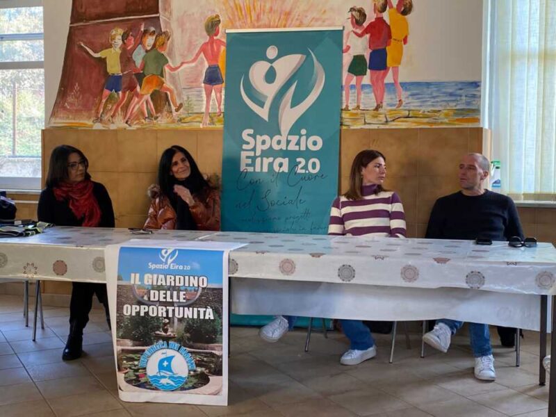 presidente di Spazio Eira Viviana Astuti ’assessore ai servizi sociali Deborah Zacchei Villaggio del Fanciullo giardino opportunità (1)