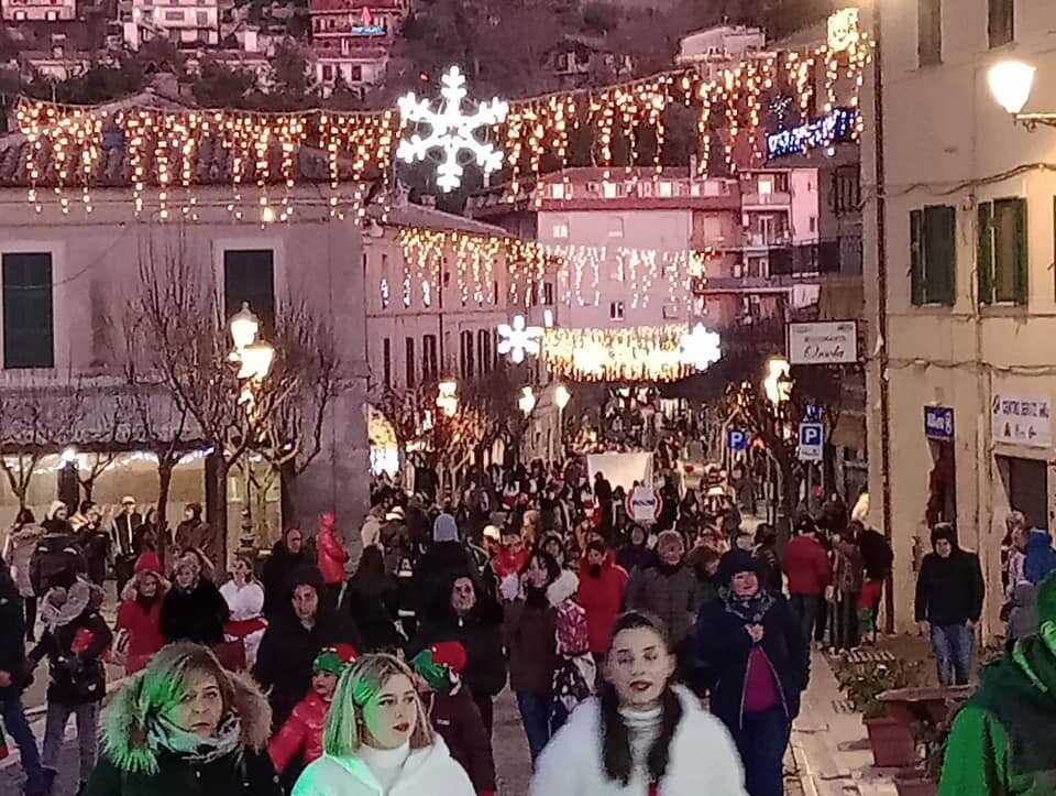 via roma natale allumiere