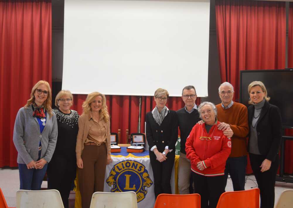 Donazione di due defibrillatori all’IC “Ettore Sacconi” di Tarquinia