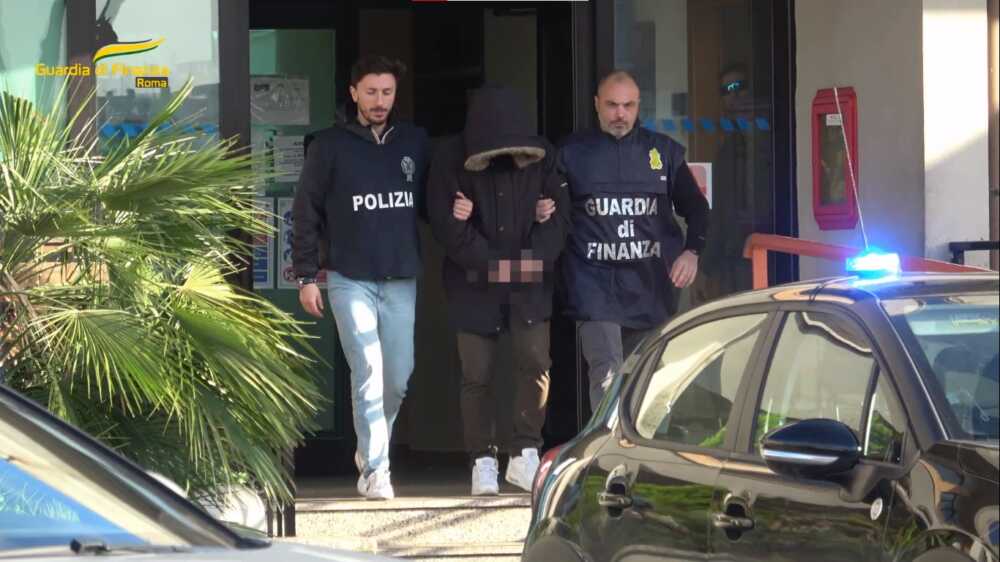 arresto polizia finanza