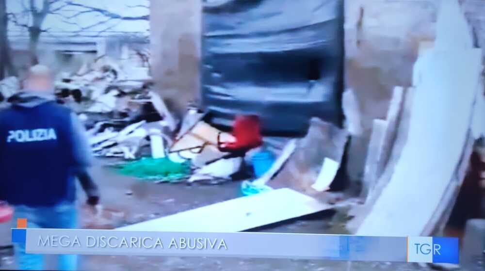 discarica abusiva fiumicino polizia discarica abusiva fiumicino polizia