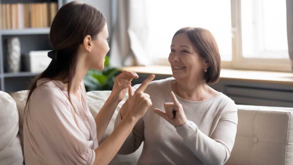 A Ladispoli due App per le persone non udenti