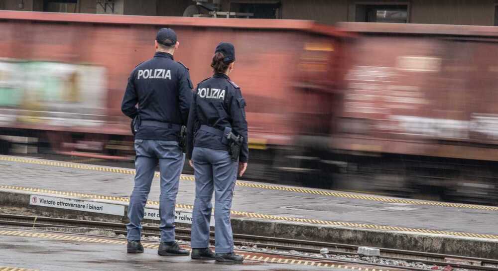 Investito dal treno: un morto