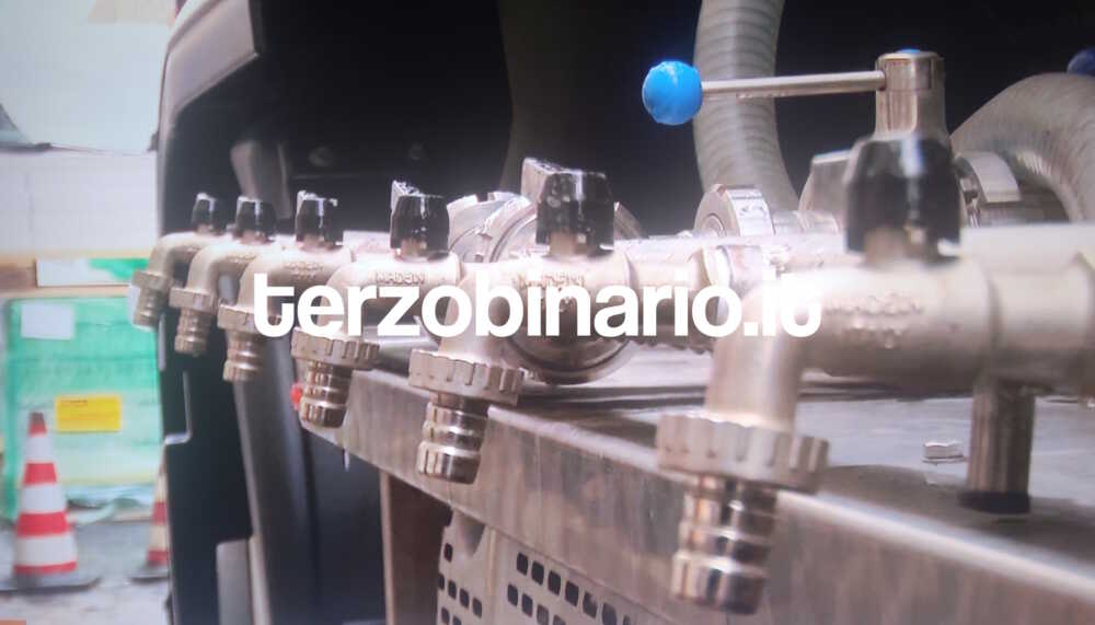 autobotte acea (11) parcheggio trincea civitavecchia (22)