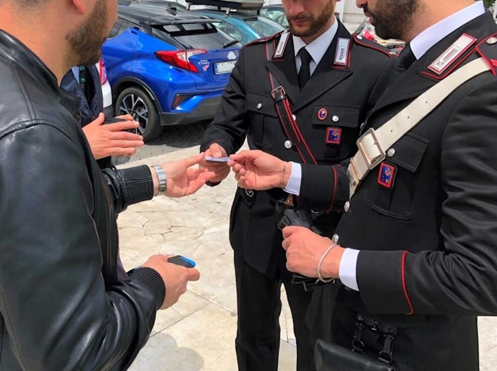 CP AEROPORTI - Controlli dei Carabinieri presso l'aeroporto di Fiumicino (1)