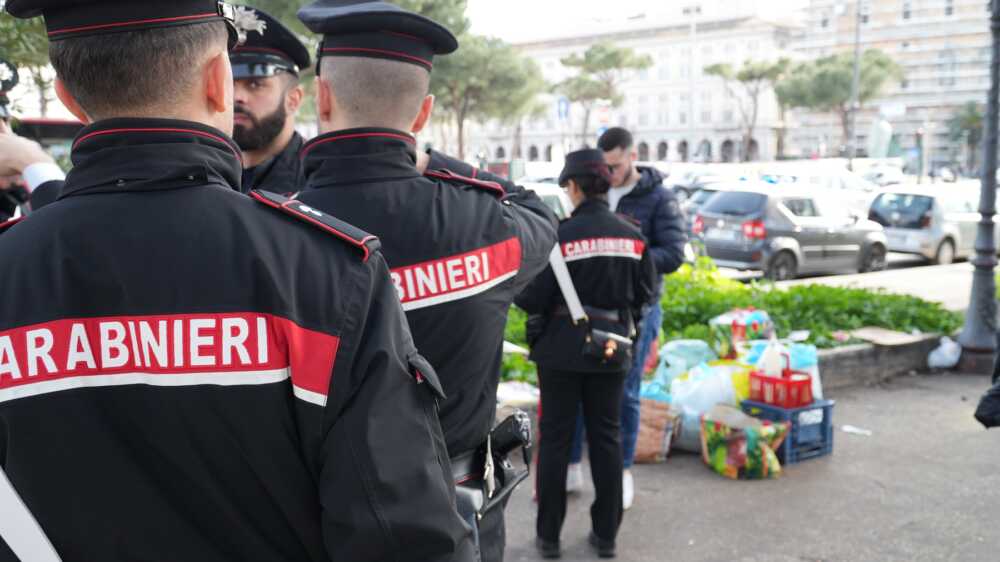 GRUPPO RM - I Controlli dei Carabinieri in zona Termini (7)
