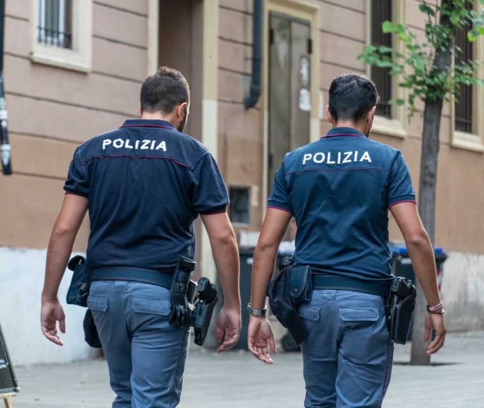 Polizia-di-Stato poliziotti a piedi