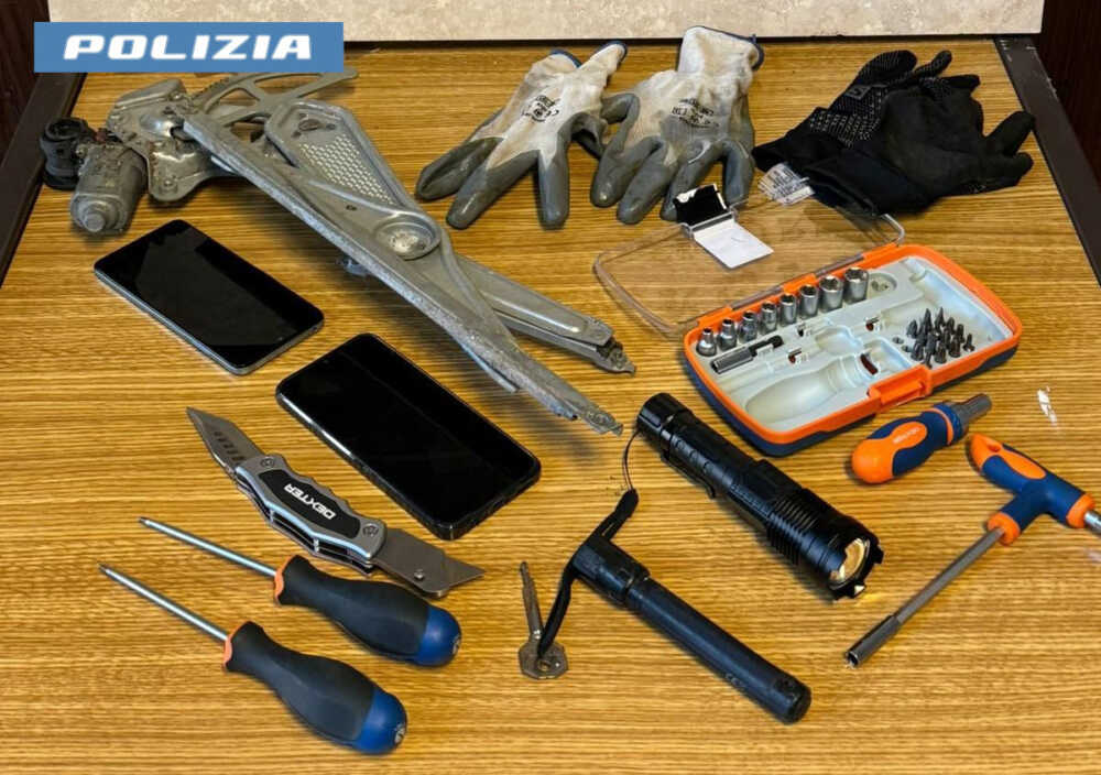 Ponte Milvio polizia attrezzo scasso
