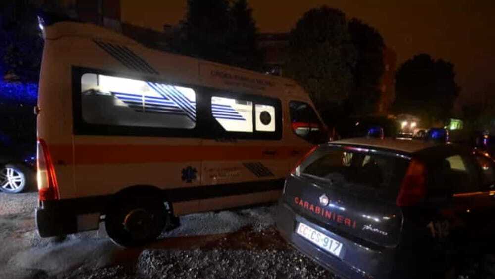 carabinieri_ambulanza_notte