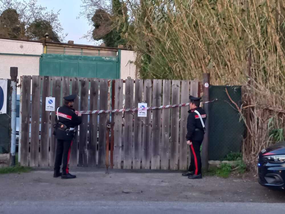 cerveteri officina abusiva chiusa dai Carabinieri cerveteri officina abusiva chiusa dai Carabinieri