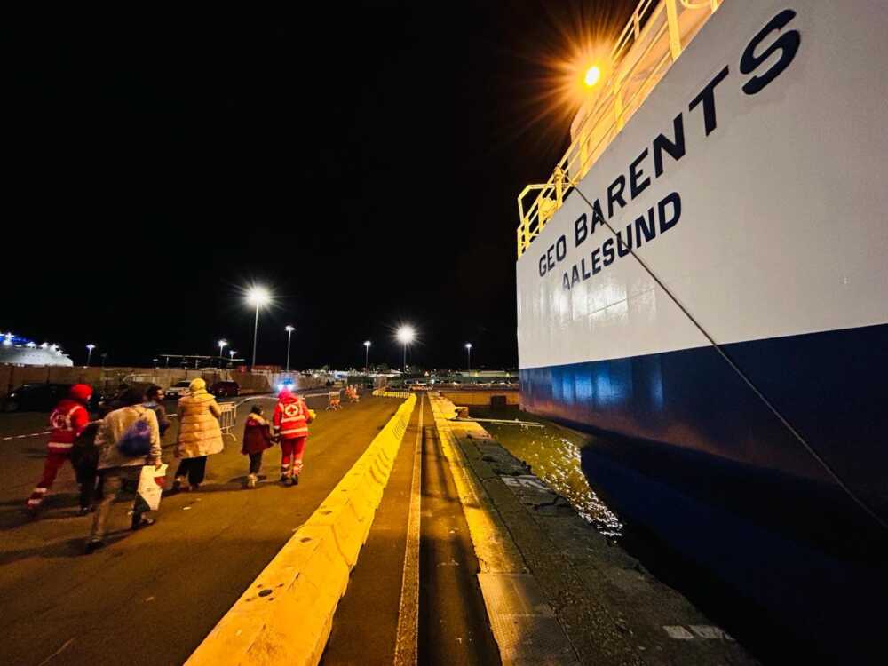 geo barents civitavecchia croce rossa cri 2