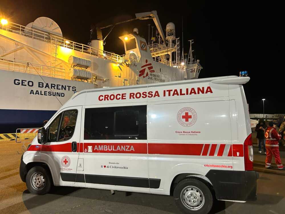 geo barents civitavecchia croce rossa cri 3jpg geo barents civitavecchia croce rossa cri 2